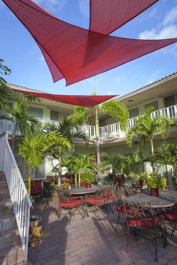 The Big Coconut Guesthouse - Gay Men'S Resort Φορτ Λόντερντεϊλ Εξωτερικό φωτογραφία